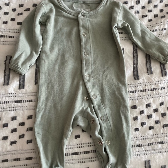 L’ovedbaby Onesie Pajama bundle 0-3 months - Picture 2 of 8
